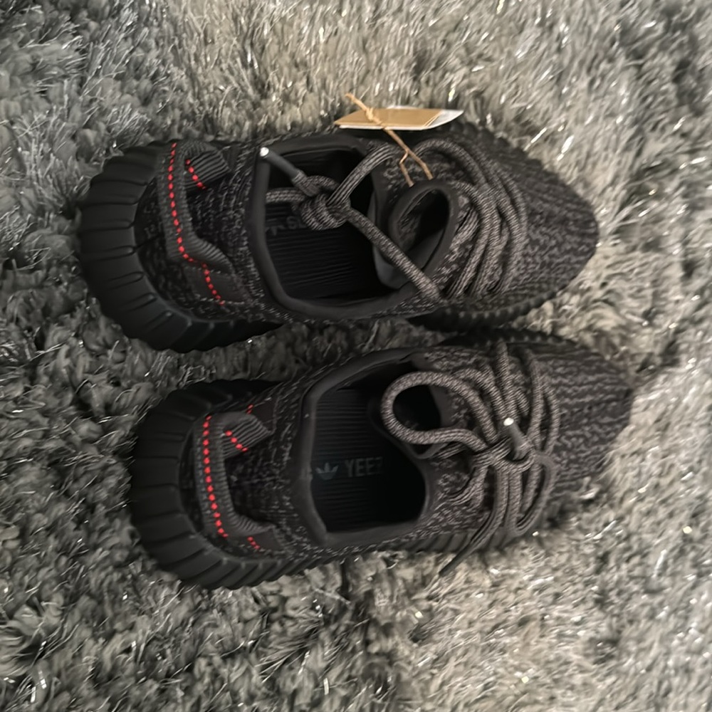Yeezy boost 350 pirate size 7 authentic - Picture 5 of 6